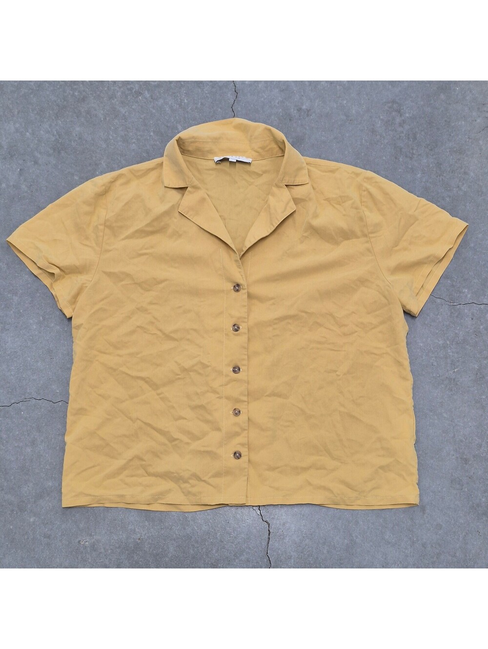 Designer's Society Yellow Short Sleeve Shirt